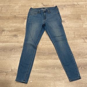 Universal Thread High Rise Skinny Jeans
